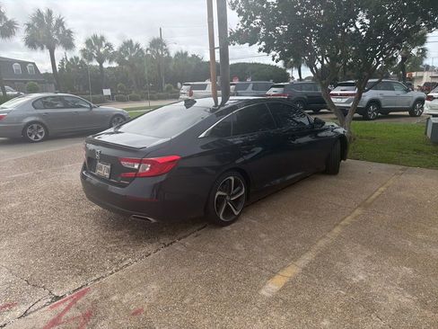 Used 2020 Honda Accord Sport image 2