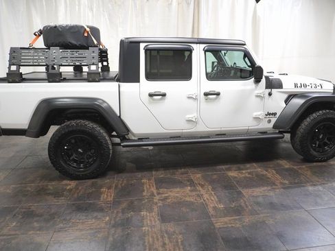 Used 2020 Jeep Gladiator Sport w/ Quick Order Package 24S image 3