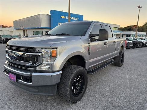Used 2021 Ford F250 XL w/ STX Appearance Package image 3