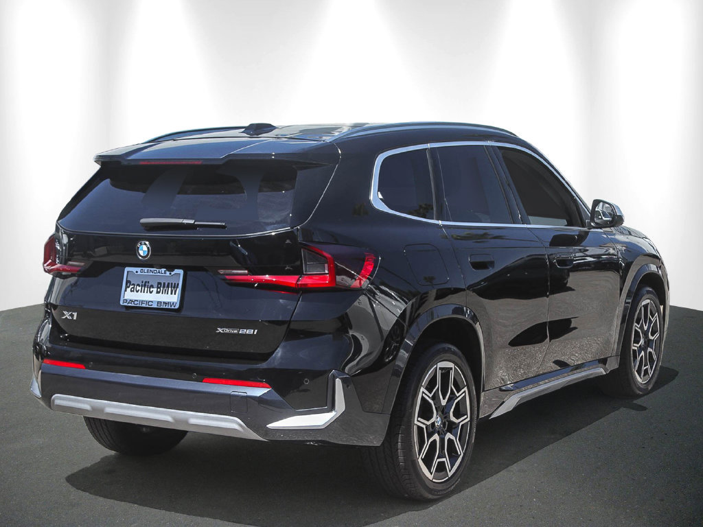 Certified 2023 BMW X1 xDrive28i w/ Premium Package AWD/4WD image 6