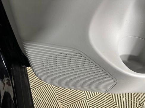 Used 2024 Hyundai Kona SEL image 29