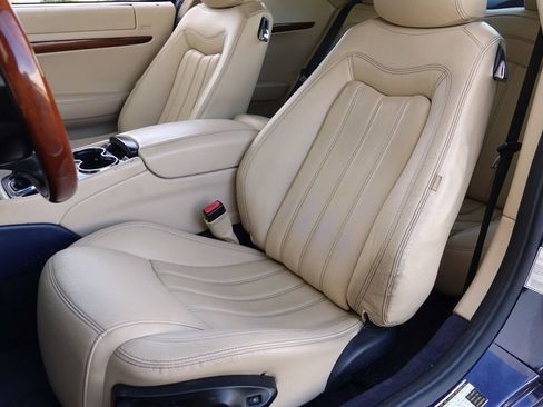 Used 2011 Maserati GranTurismo S image 6