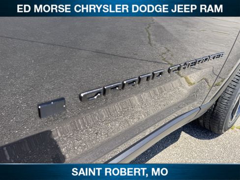 New 2025 Jeep Grand Cherokee L Altitude AWD/4WD image 11
