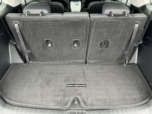 Used 2022 Hyundai Palisade SEL w/ Convenience Package image 17