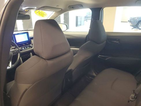 Certified 2024 Toyota Corolla Cross LE image 11