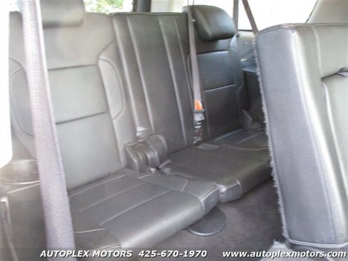 Used 2016 Chevrolet Suburban LT AWD/4WD image 20