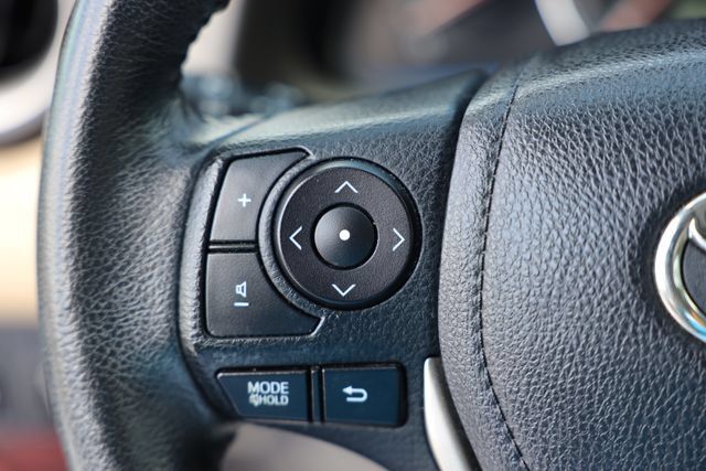 Used 2014 Toyota RAV4 Limited AWD/4WD image 20