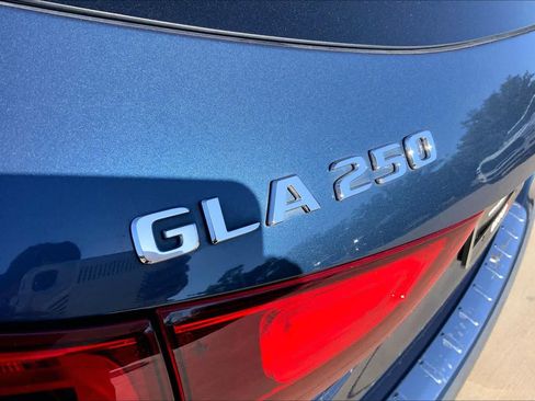 Used 2022 Mercedes-Benz GLA 250 image 30
