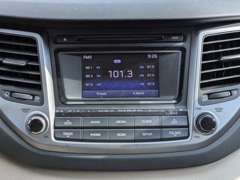 Used 2016 Hyundai Tucson SE FWD image 18