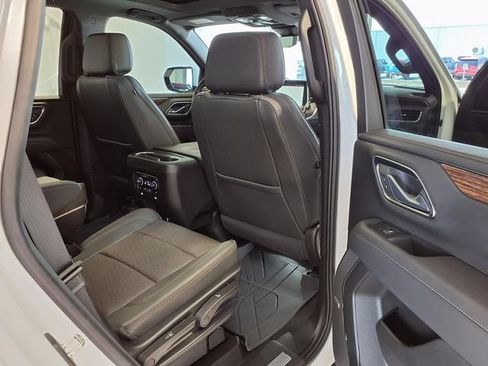 Used 2024 Chevrolet Tahoe High Country AWD/4WD image 30