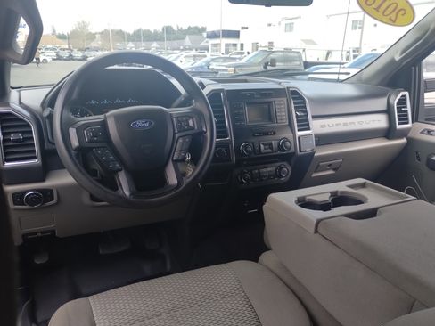 Used 2018 Ford F250 XLT image 18