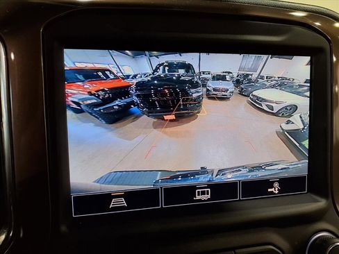 Used 2022 Chevrolet Silverado 1500 High Country image 16