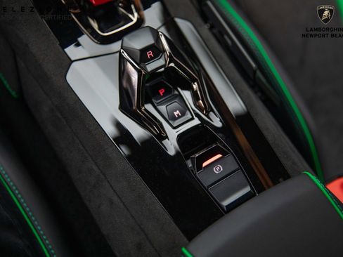 Used 2023 Lamborghini Huracan Tecnica image 31