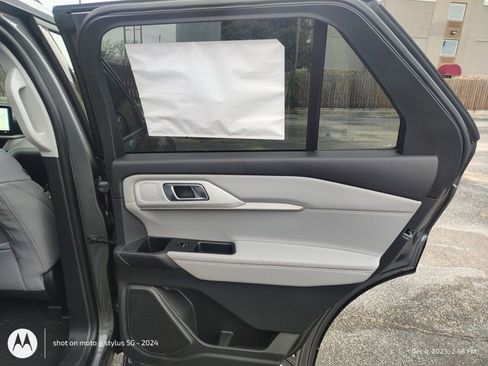 New 2026 Ford Explorer Active w/ Active Comfort Package image 21