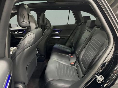 Certified 2025 Mercedes-Benz GLC 300 4MATIC image 9