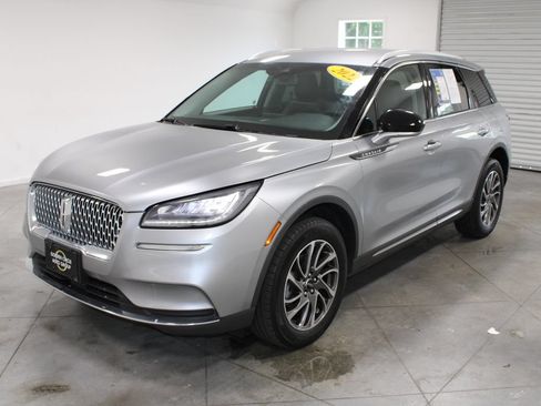 Used 2022 Lincoln Corsair AWD w/ Equipment Group 101A image 4