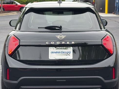 New 2026 MINI Cooper 4-Door Hardtop FWD image 22