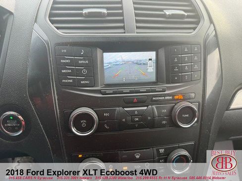 Used 2018 Ford Explorer XLT image 16