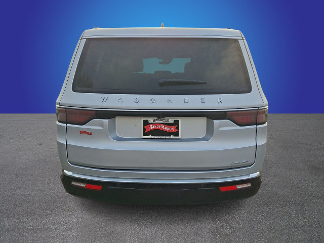 Used 2024 Jeep Wagoneer Series III AWD/4WD image 5