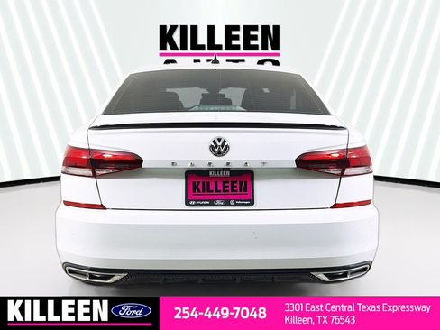 Used 2022 Volkswagen Passat 2.0T R-Line image 7