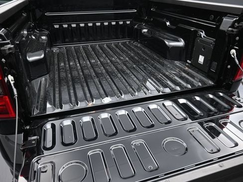 New 2026 Ford Maverick Lobo AWD/4WD image 7