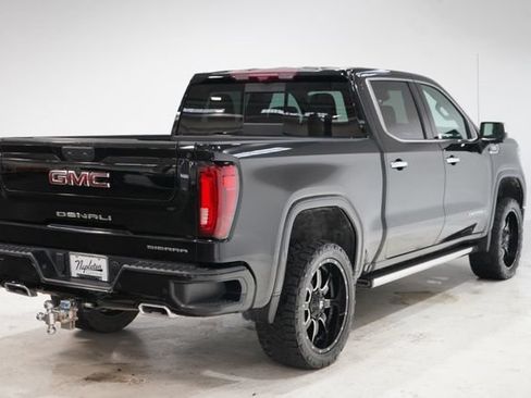 Used 2025 GMC Sierra 1500 Denali w/ Denali Reserve Package AWD/4WD image 7