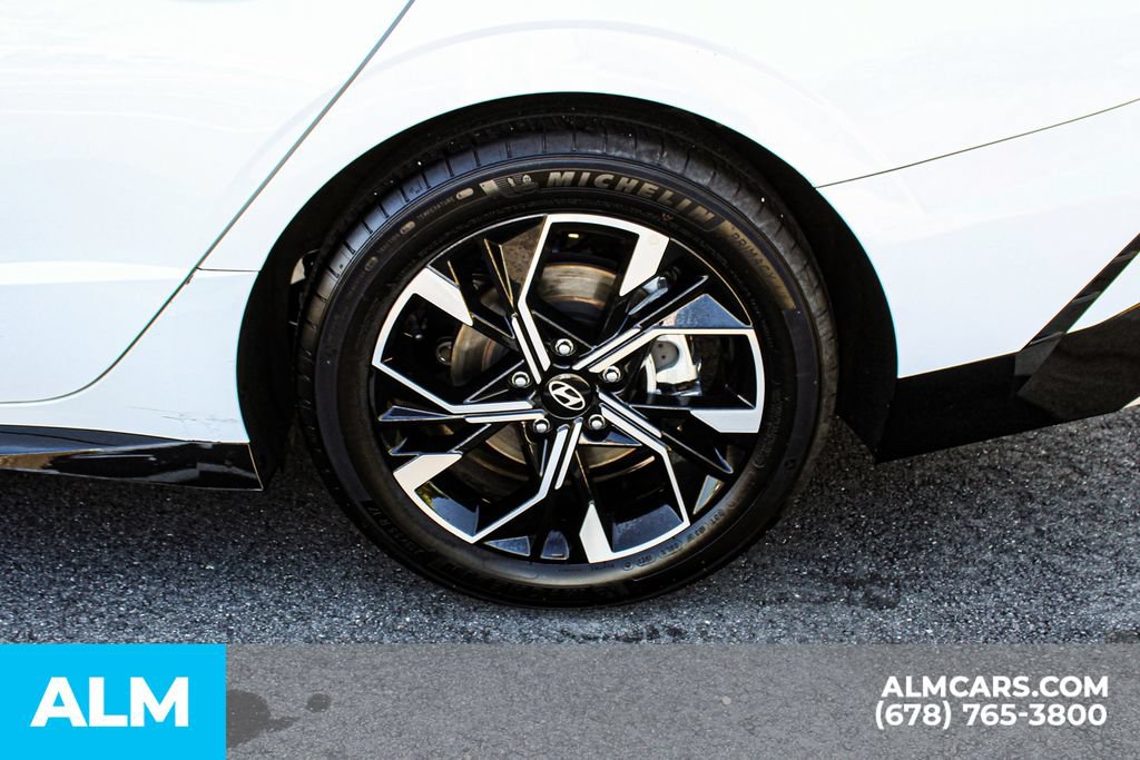 Used 2025 Hyundai Sonata SEL FWD image 10