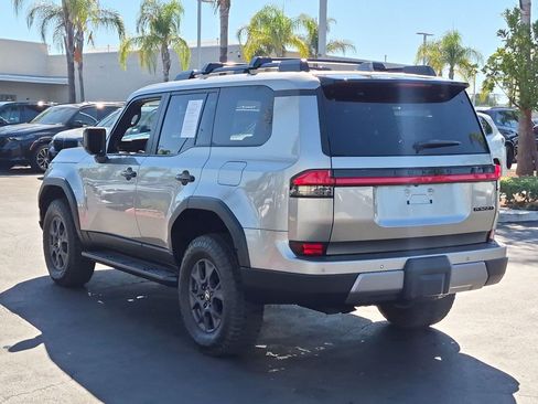 Used 2026 Lexus GX 550 AWD/4WD image 8