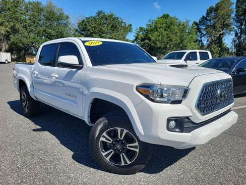 Used 2019 Toyota Tacoma TRD Sport AWD/4WD image 8