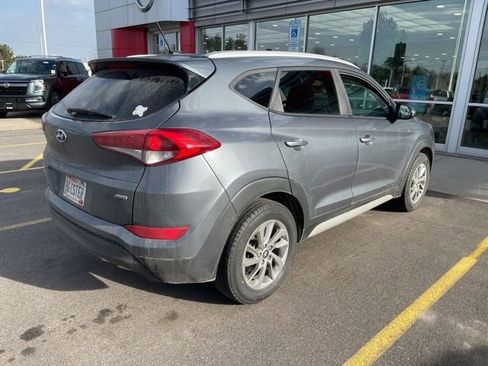 Used 2017 Hyundai Tucson SE image 4