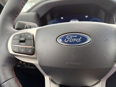 New 2026 Ford Explorer Active w/ Active Comfort Package AWD/4WD image 24