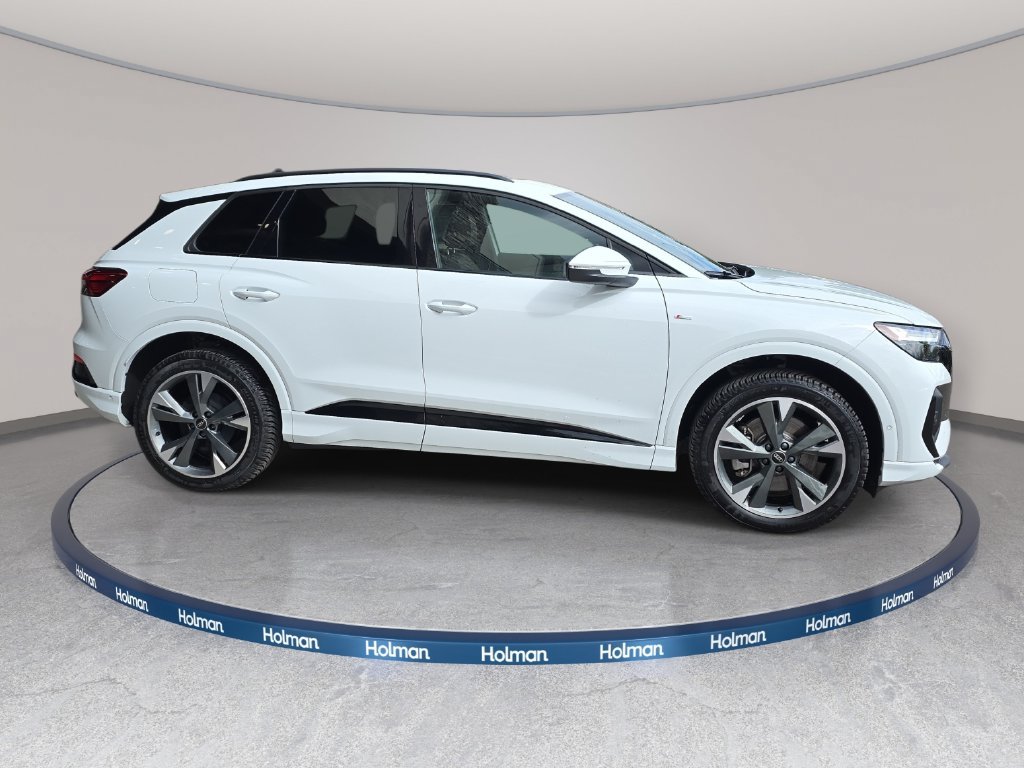 Certified 2023 Audi Q4 e-tron Premium Plus AWD/4WD image 5