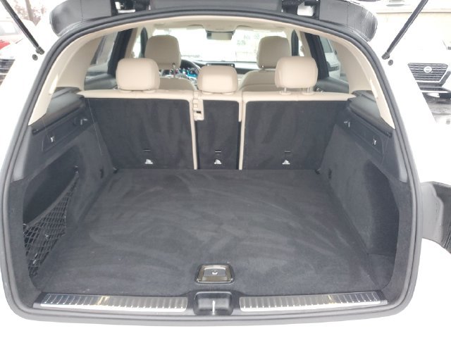 Used 2021 Mercedes-Benz GLC 300 4MATIC image 9