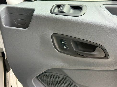 Used 2015 Ford Transit 350 XLT image 42