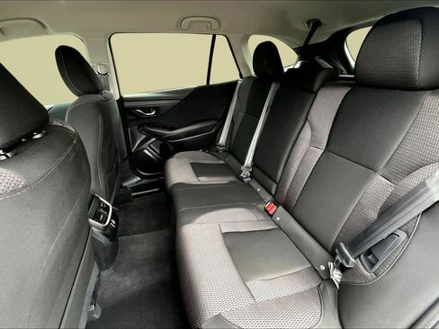 Used 2025 Subaru Outback Premium w/ Popular Package #1A AWD/4WD image 26