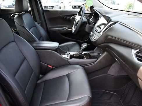 Used 2023 Chevrolet Malibu LT FWD image 33