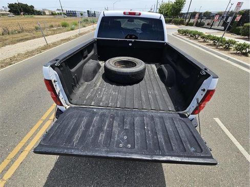 Used 2008 Chevrolet Silverado 1500 LT w/ Suspension Package, Off-Road AWD/4WD image 11