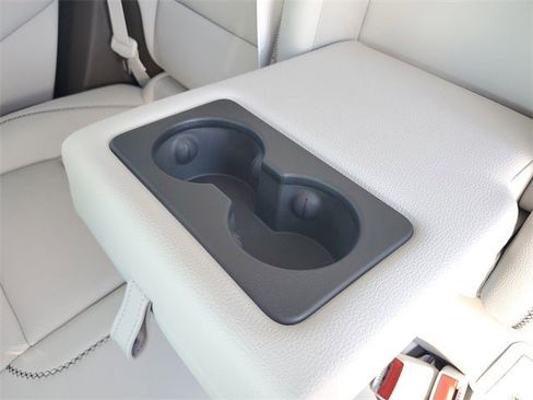 Used 2026 GMC Terrain Denali image 40