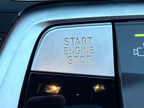 New 2026 BMW X2 xDrive28i w/ Technology Package image 35