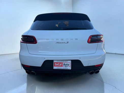 Used 2015 Porsche Macan S AWD/4WD image 4
