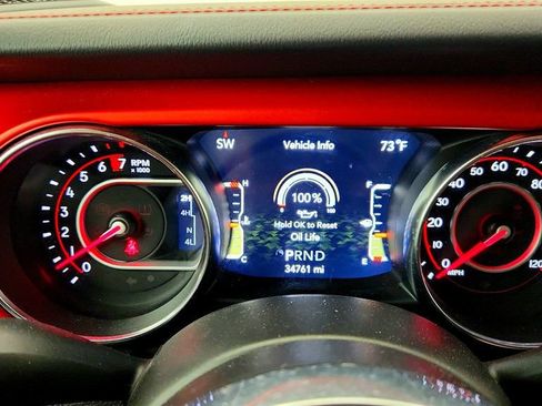 Used 2022 Jeep Wrangler Unlimited Rubicon w/ LED Lighting Group AWD/4WD image 14
