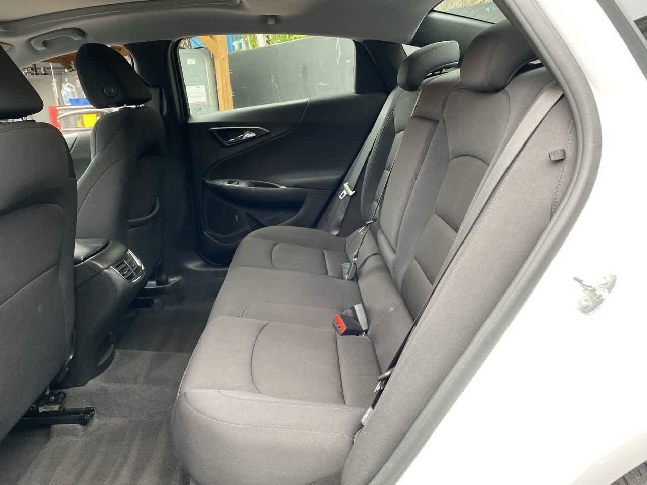 Used 2023 Chevrolet Malibu LT FWD image 16