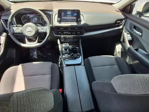 Certified 2023 Nissan Rogue SV FWD image 17