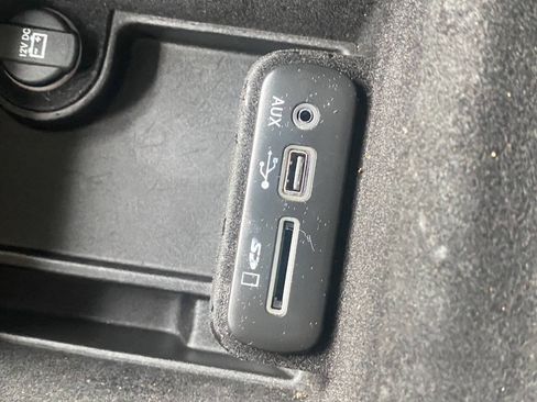 Used 2016 Chrysler 300 Limited RWD image 42