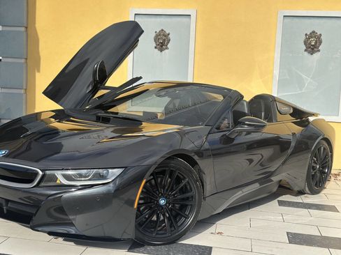 Used 2019 BMW i8 Roadster image 20
