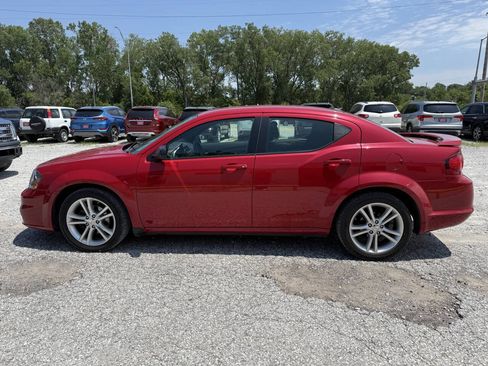 Used 2014 Dodge Avenger SE w/ Rallye Appearance Group FWD image 6