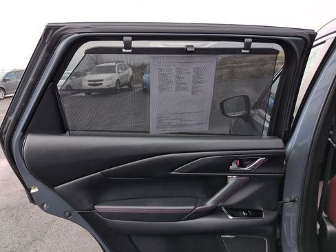 Used 2023 MAZDA CX-9 Carbon Edition image 13