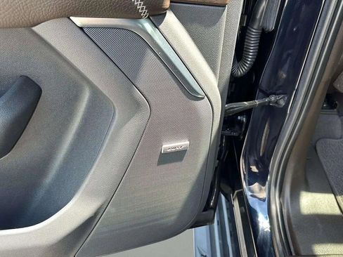 Used 2021 GMC Yukon Denali w/ Advanced Technology Package image 19