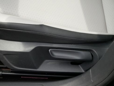 Used 2019 Volkswagen Jetta R-Line w/ R-Line Cold Weather Package FWD image 20