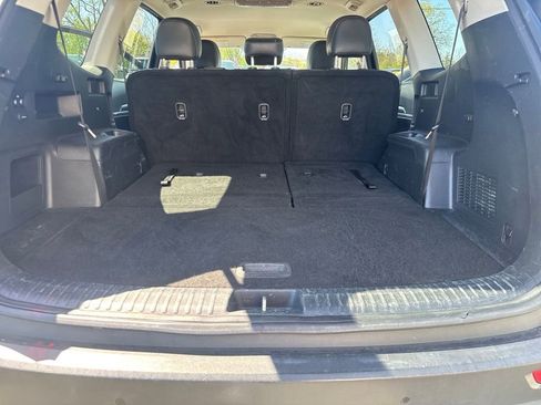 Used 2021 Kia Telluride LX AWD/4WD image 13